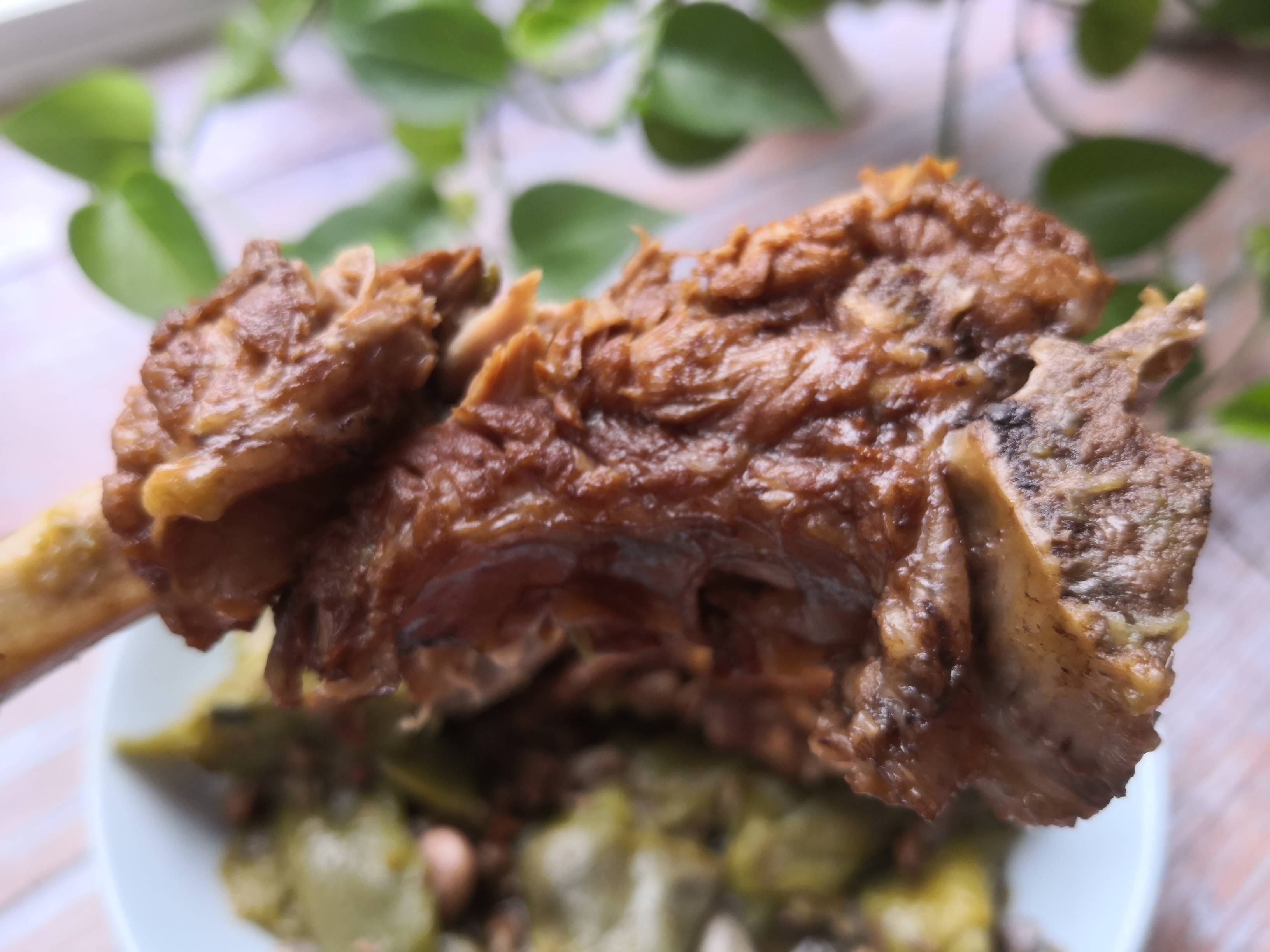 排骨油豆的做法-家常味燉菜譜-易網健康養生網 排骨油豆的做法-家常味燉菜譜