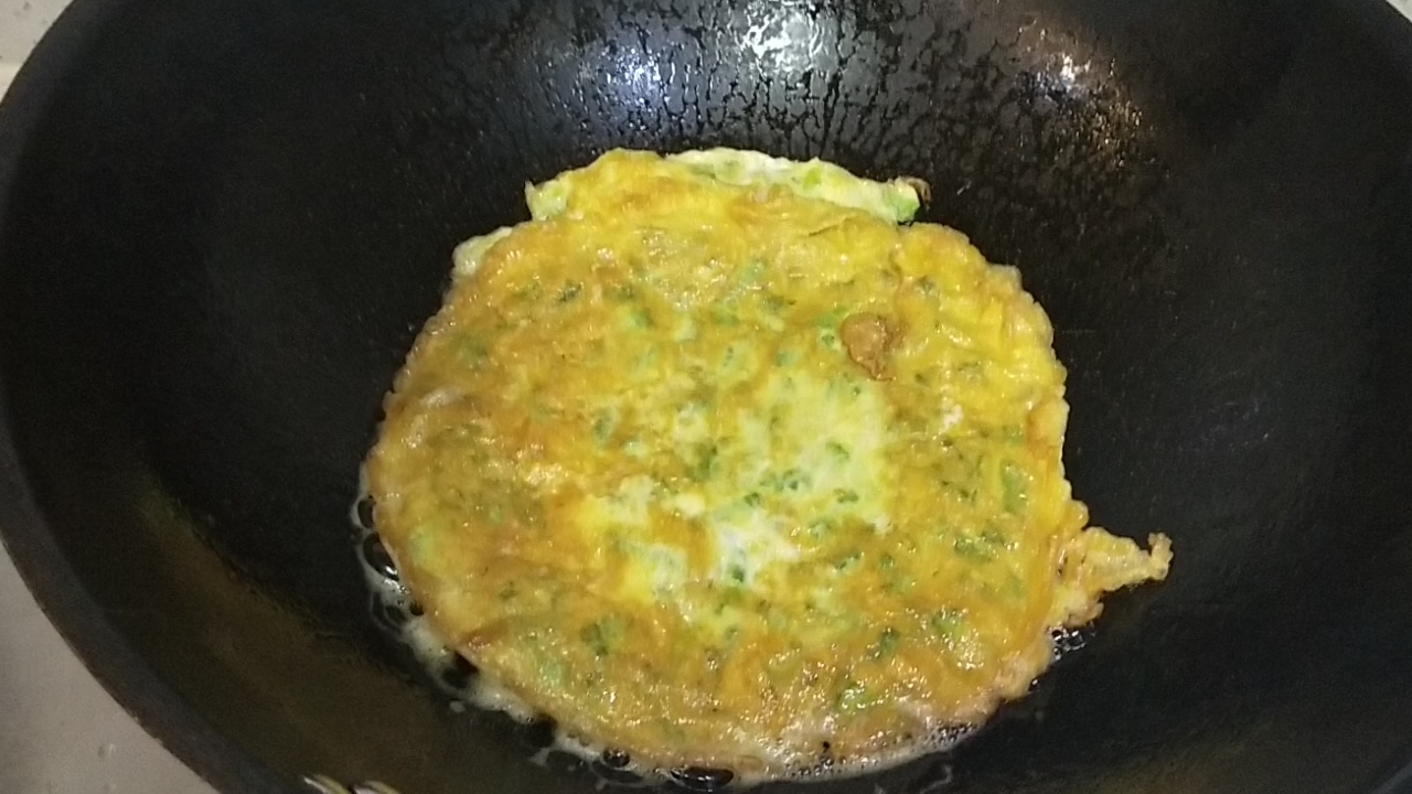清熱去火苦瓜雞蛋餅的做法-咸鮮味煎菜譜