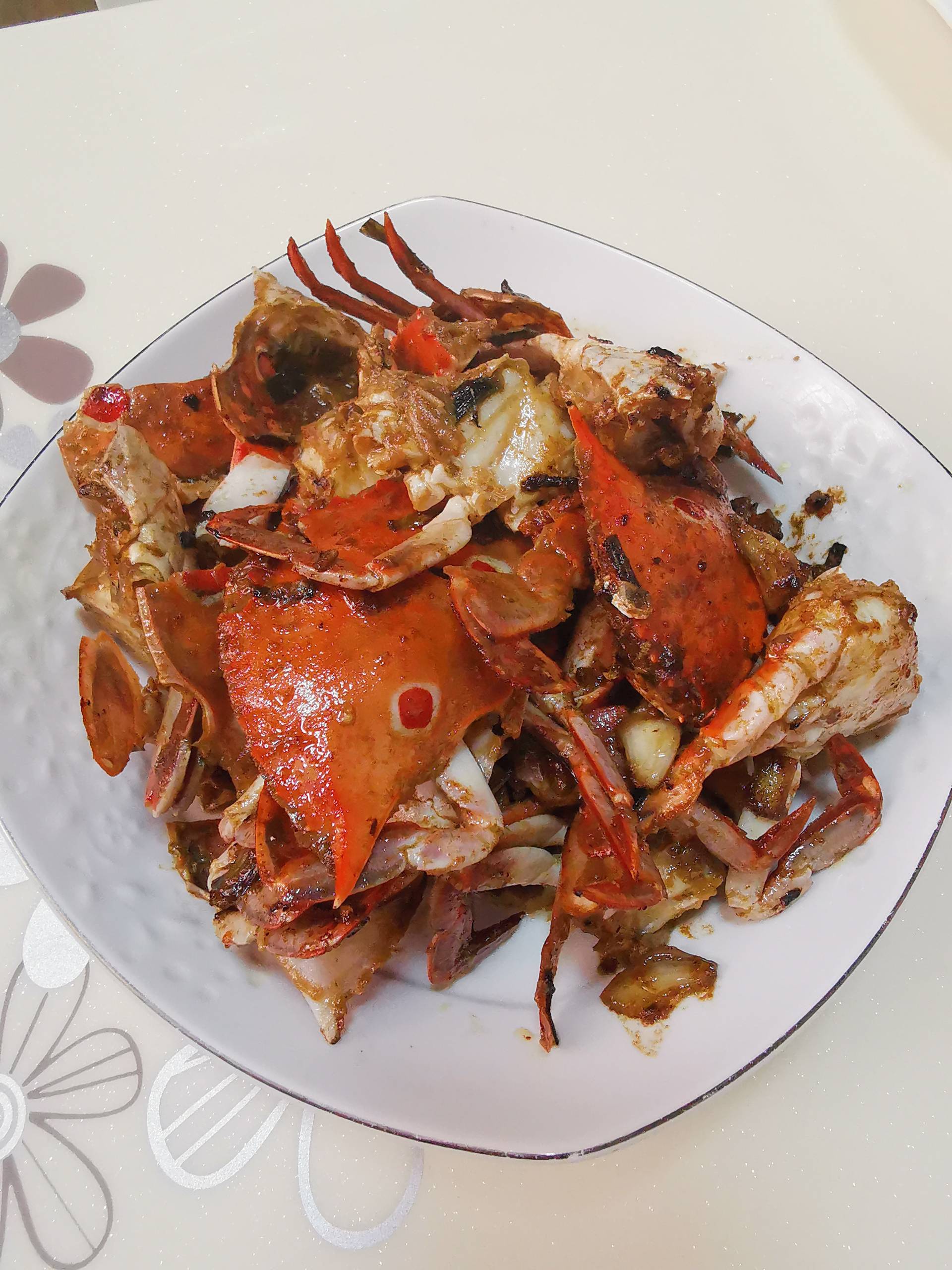 爆炒三目蟹的做法-咸鮮味炒菜譜-易網健康養生網 爆炒三目蟹的做法-咸鮮味炒菜譜