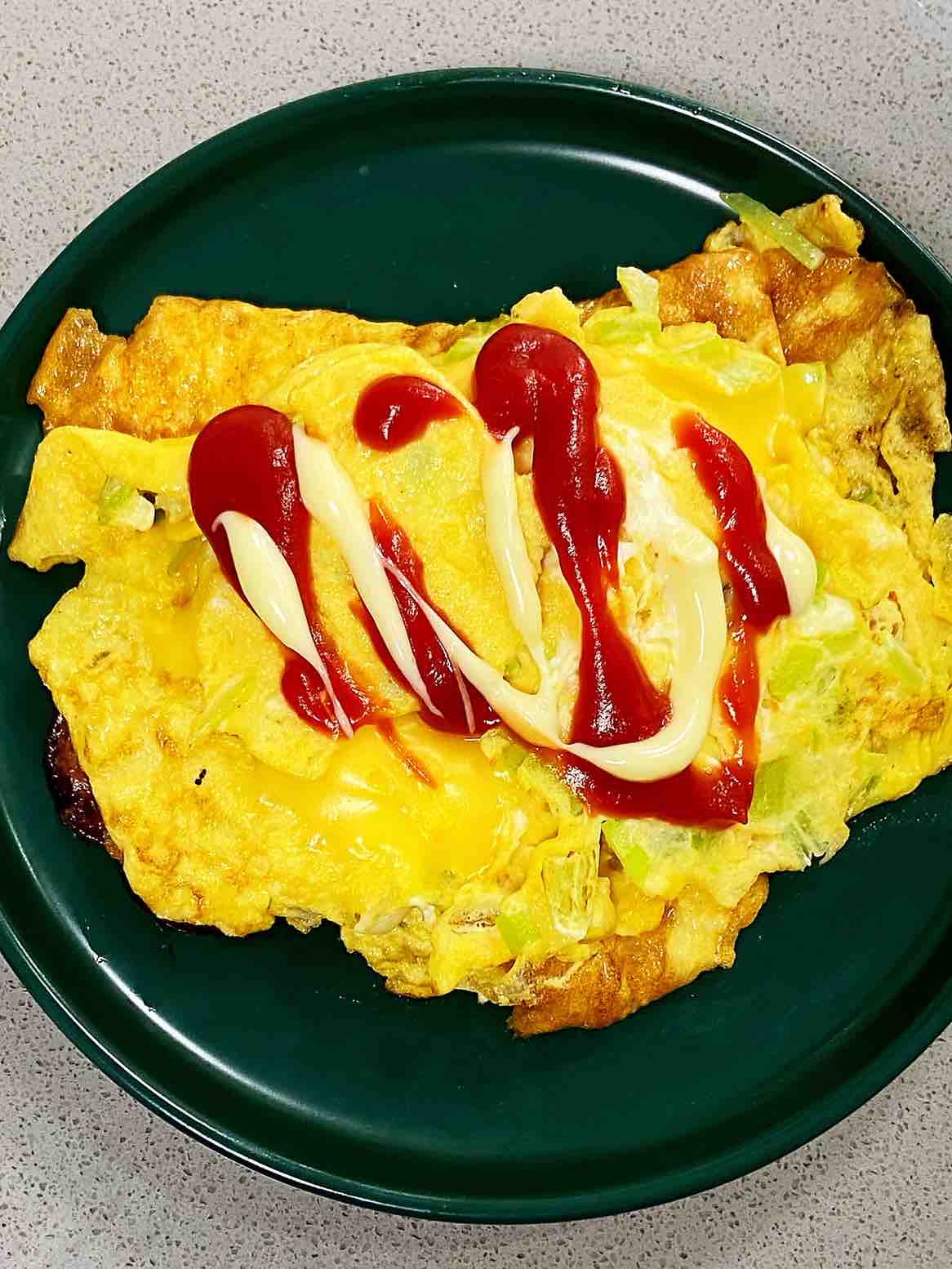 【孕婦食譜】火腿芝士蛋卷，色澤金黃，營養(yǎng)豐富～的做法-蔥香味煎菜譜