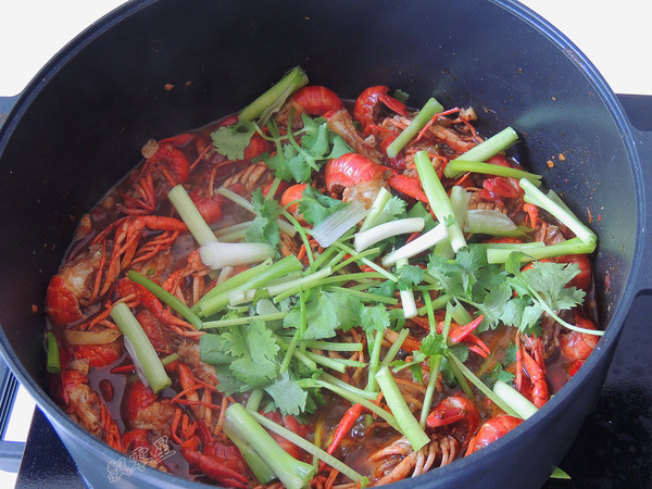 麻辣小龍蝦的做法-麻辣味燒菜譜
