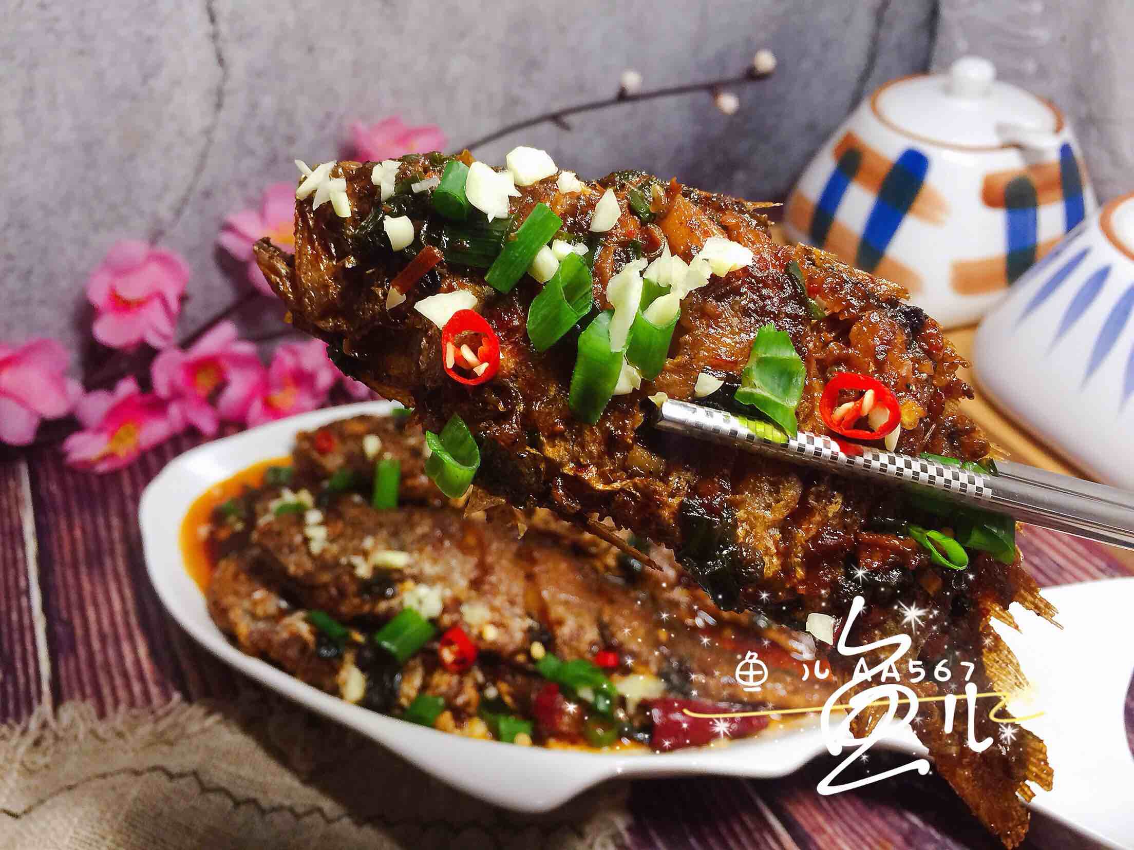 香辣小黃魚(yú)的做法-香辣味燉菜譜