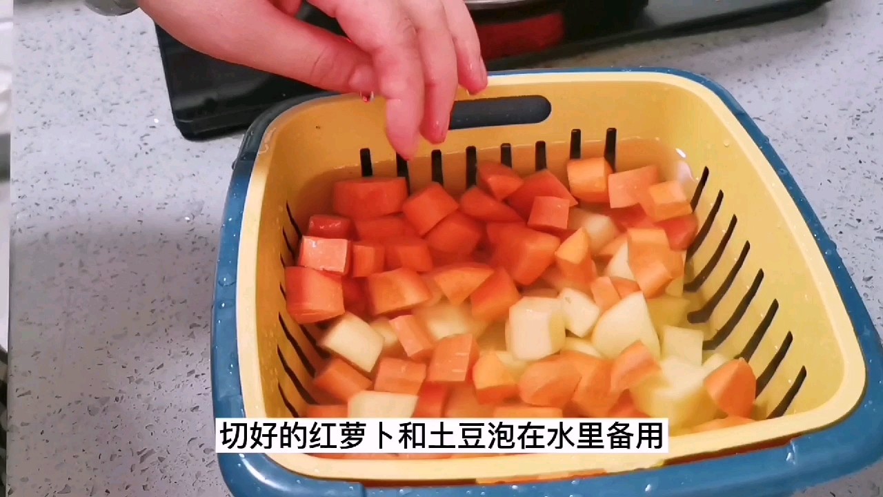 飽腹感極強的沙拉拼盤，蔬菜，雞蛋，肉應有盡有的做法-其它口味炒菜譜
