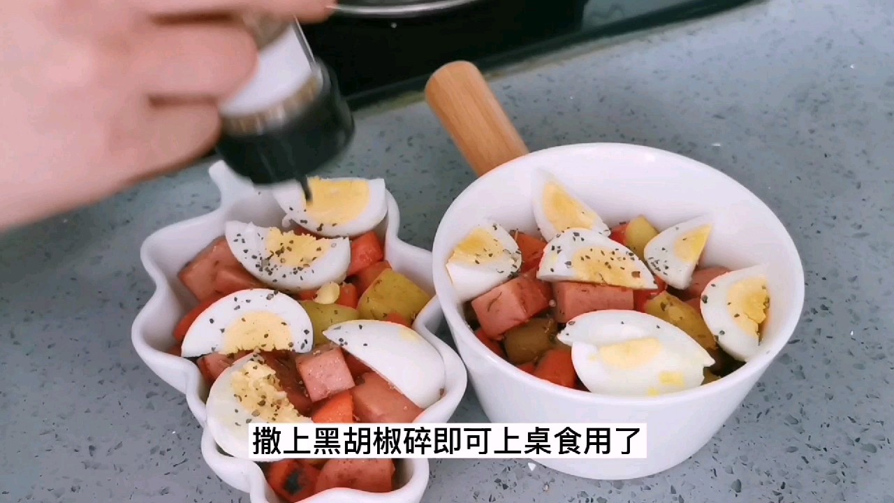 飽腹感極強的沙拉拼盤，蔬菜，雞蛋，肉應有盡有的做法-其它口味炒菜譜