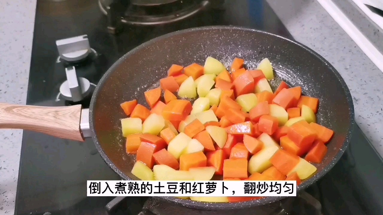 飽腹感極強的沙拉拼盤，蔬菜，雞蛋，肉應有盡有的做法-其它口味炒菜譜