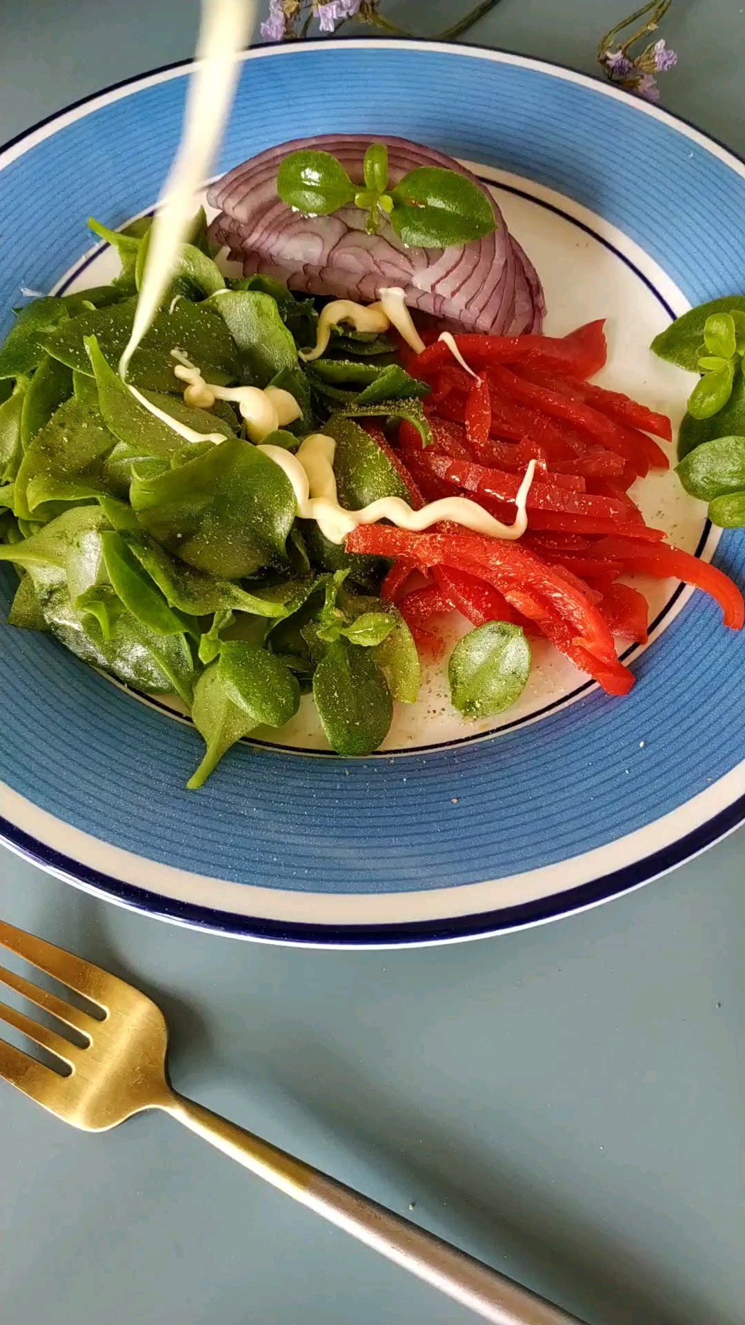 秋天多吃低脂低熱菜,拌沙拉的做法-酸甜味拌菜譜-易網健康養生網 秋天多吃低脂低熱菜,拌沙拉的做法-酸甜味拌菜譜