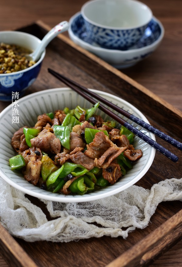 豆豉青椒炒肉片的做法-香辣味炒菜譜