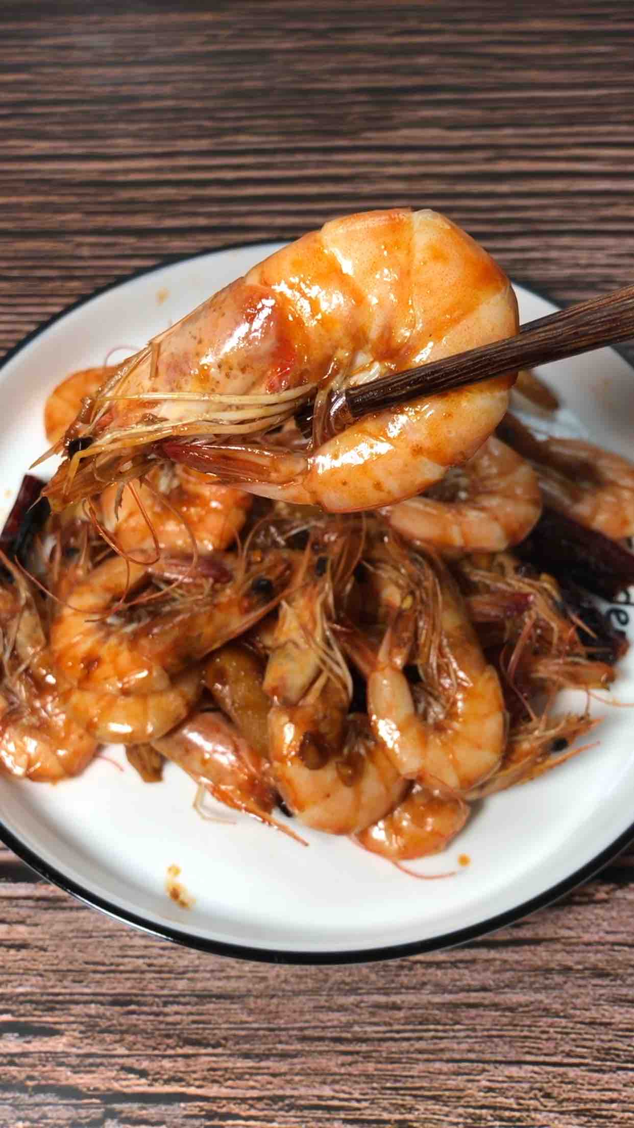香辣海蝦的做法-咸鮮味炒菜譜-易網健康養生網 香辣海蝦的做法-咸鮮味炒菜譜