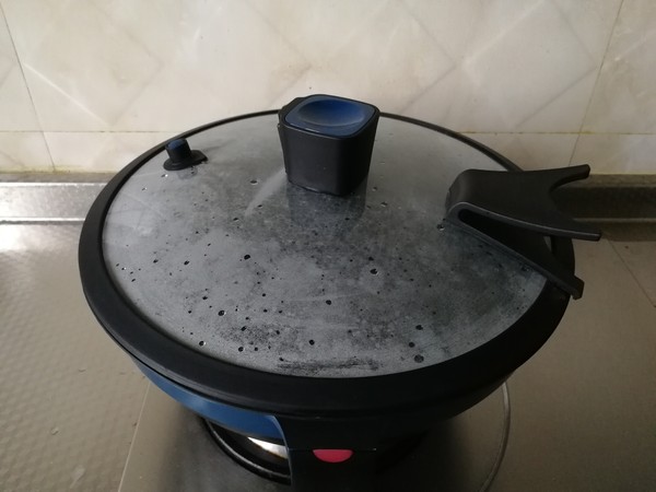 配粥小菜，培根胡蘿卜炒西藍花，營養(yǎng)搭配的做法-咸鮮味炒菜譜