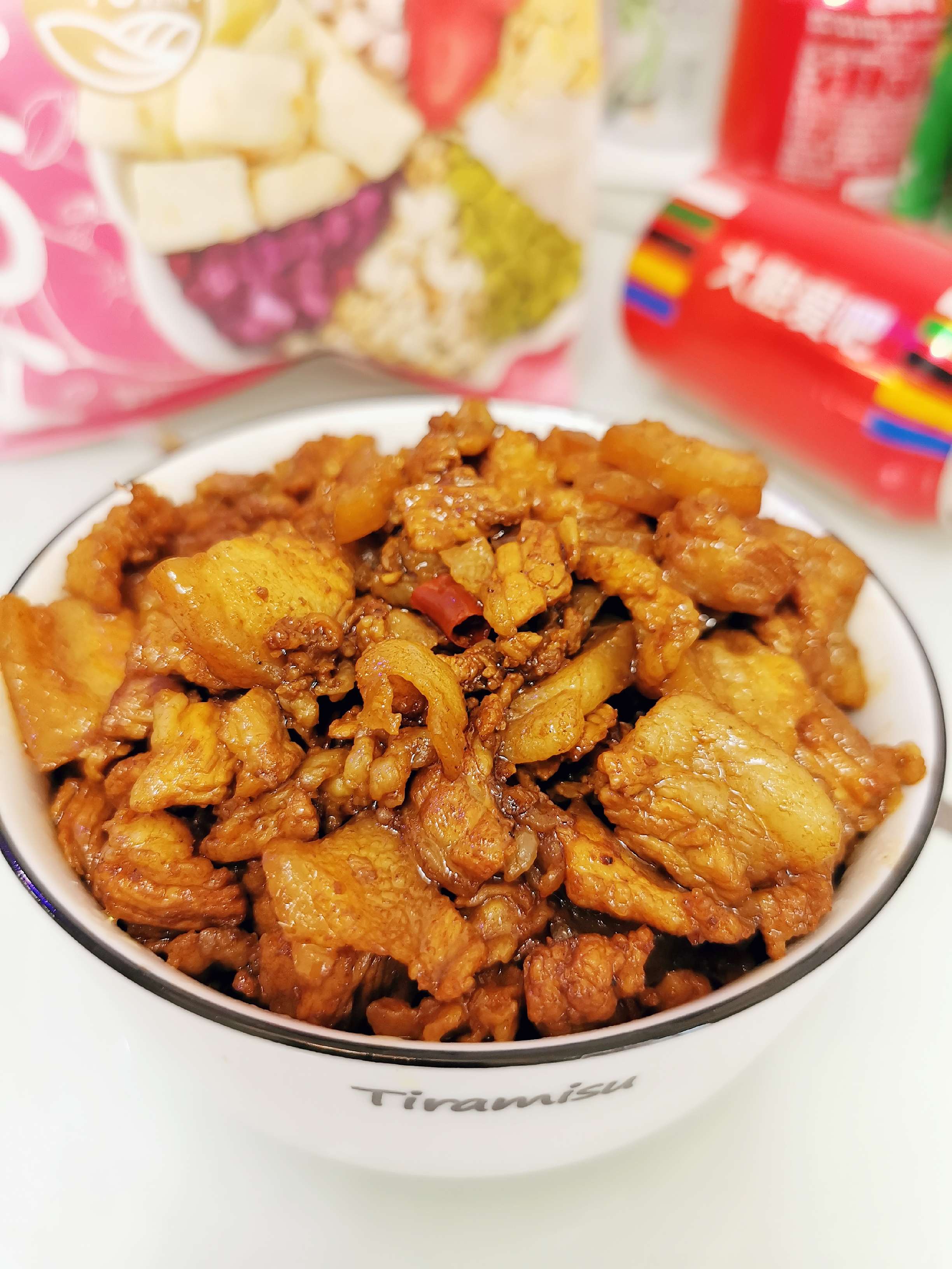 西府地方特色:肉臊子,十一不回家,自制家鄉(xiāng)的味道的做法-家常味炒菜譜-易網(wǎng)健康養(yǎng)生網(wǎng) 西府地方特色:肉臊子,十一不回家,自制家鄉(xiāng)的味道的做法-家常味炒菜譜