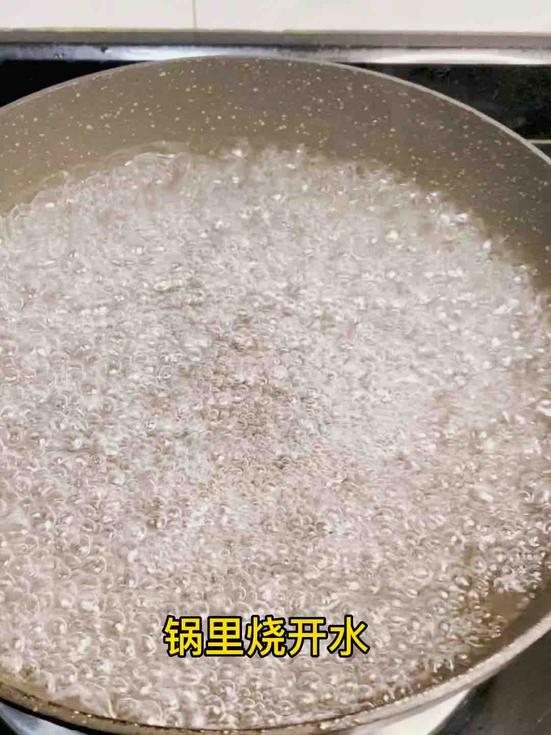 節(jié)后掉秤，吃快手拌菠菜的做法-咸鮮味煮菜譜
