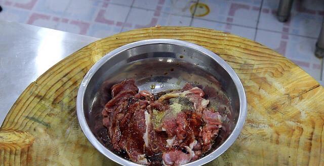 蔥爆羊肉，秋季滋補佳品的做法-家常味炒菜譜