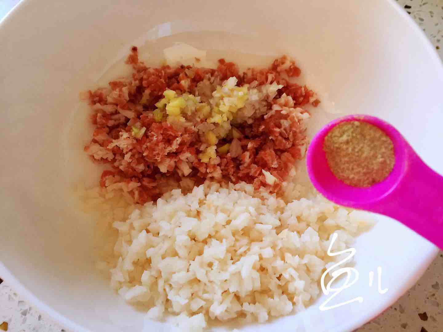 蓮藕肉丸的做法-家常味炸菜譜