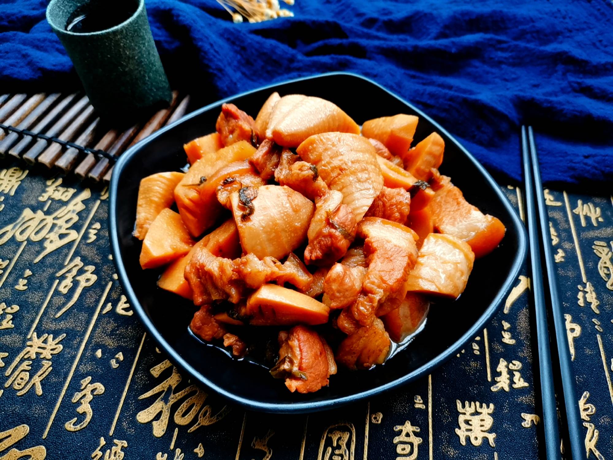 春筍燉肉的做法-咸鮮味燉菜譜-易網健康養生網 春筍燉肉的做法-咸鮮味燉菜譜