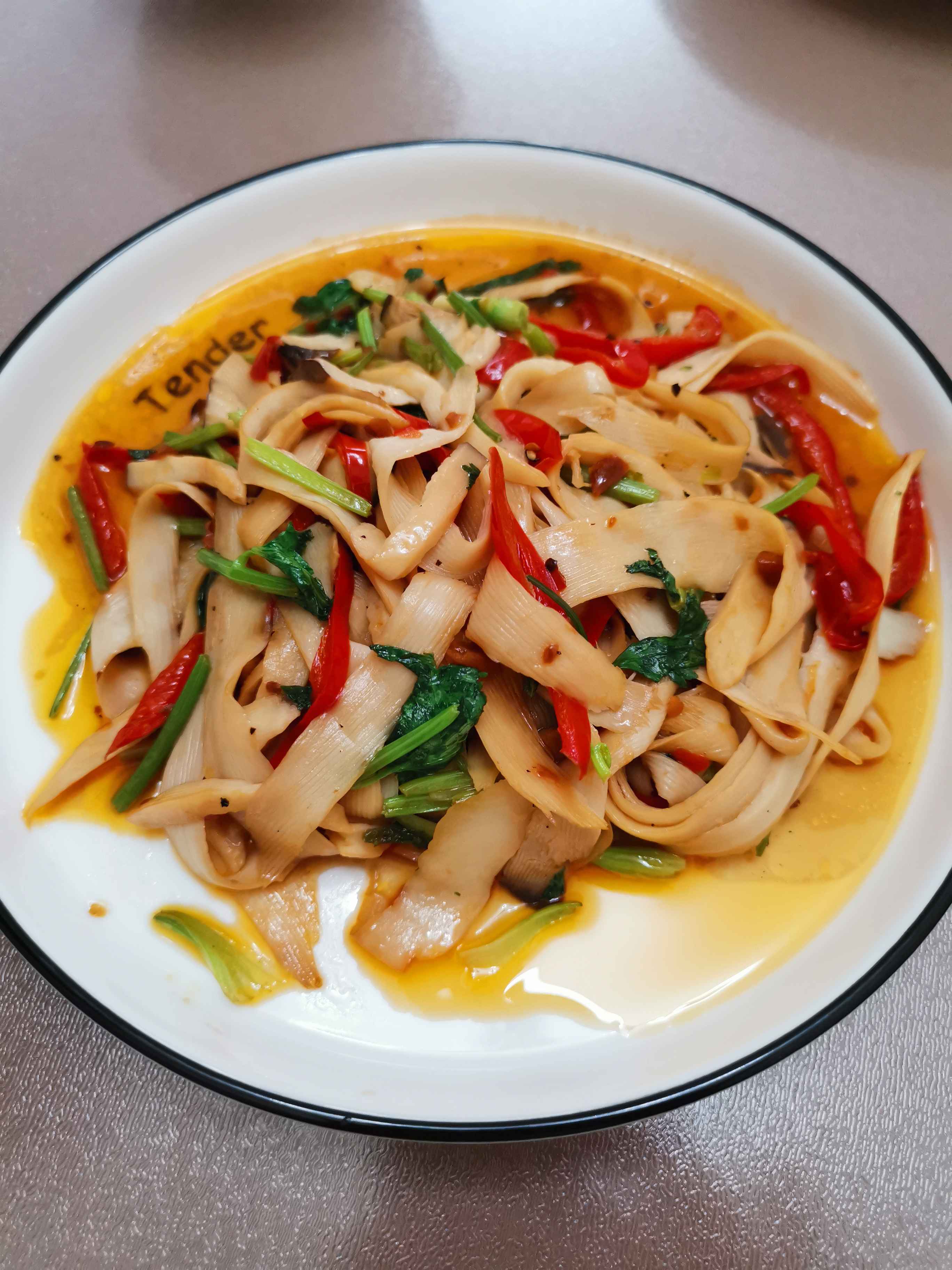 涼拌杏鮑菇的做法-酸辣味拌菜譜