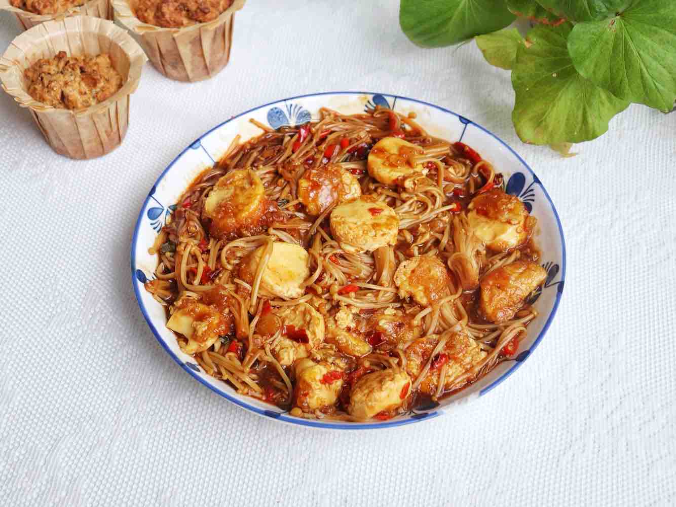 金針菇燒日本豆腐的做法-家常味煮菜譜