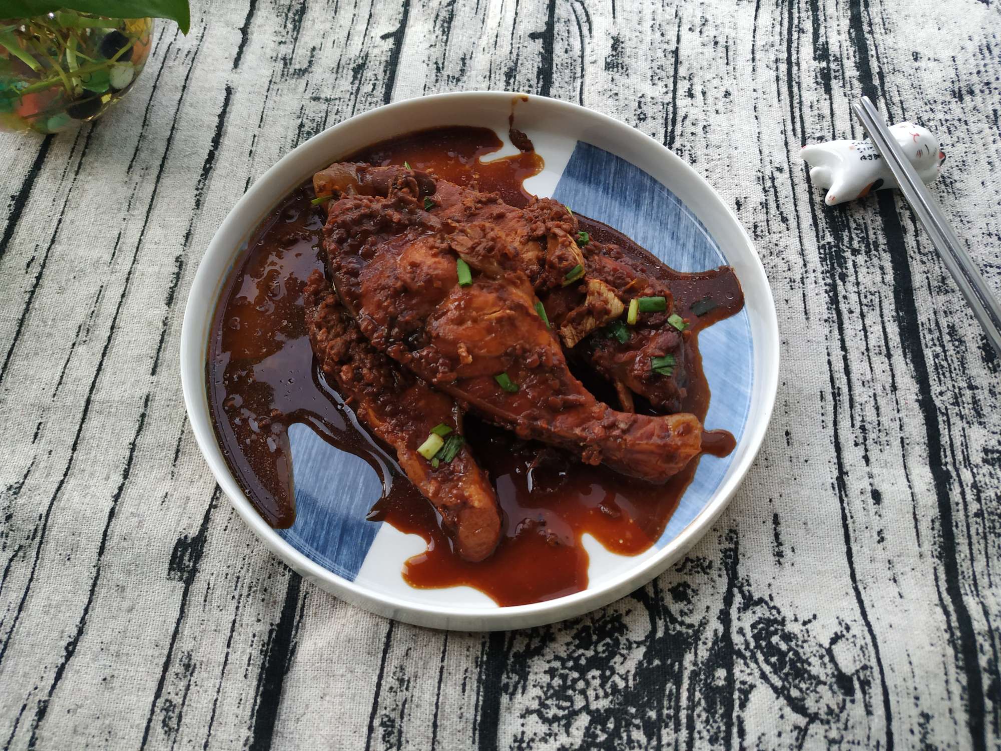 醬燒青魚的做法-醬香味燒菜譜-易網健康養生網 醬燒青魚的做法-醬香味燒菜譜