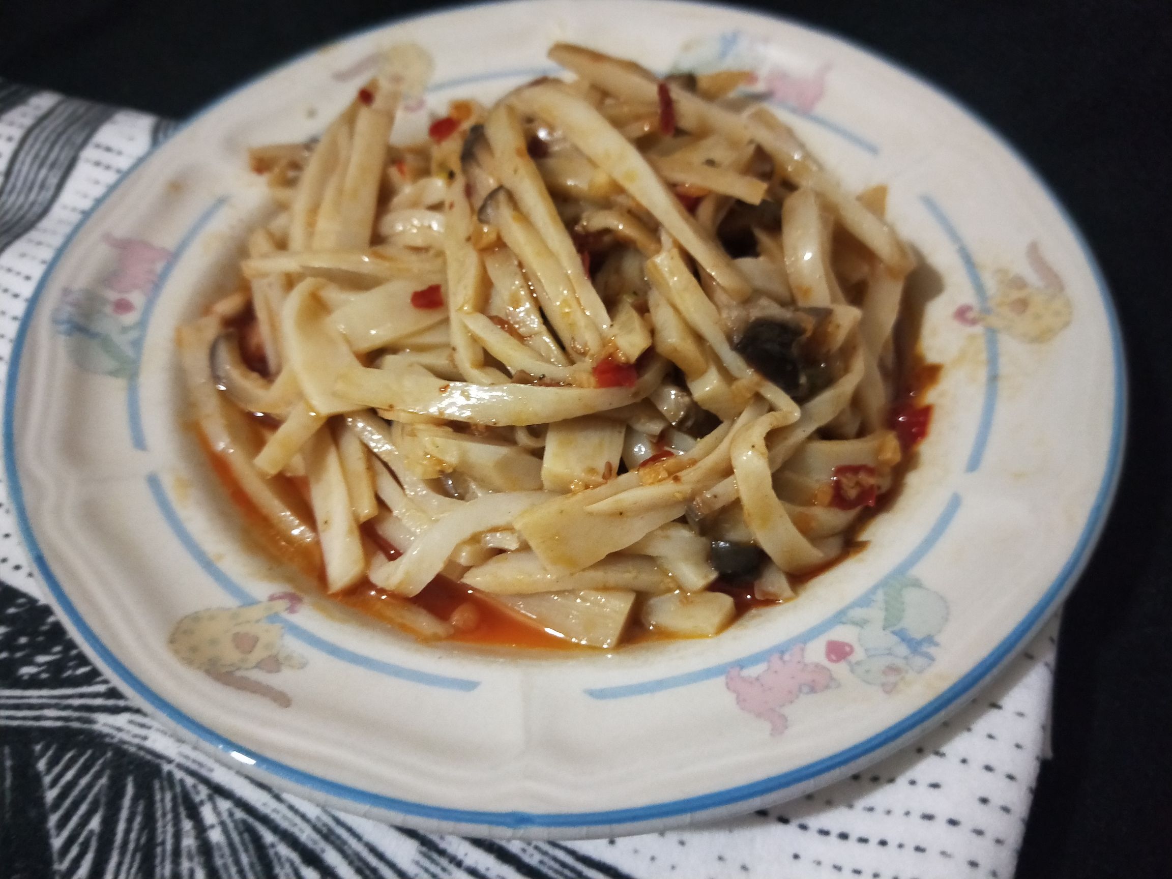 涼拌杏鮑菇的做法-家常味拌菜譜-易網健康養生網 涼拌杏鮑菇的做法-家常味拌菜譜