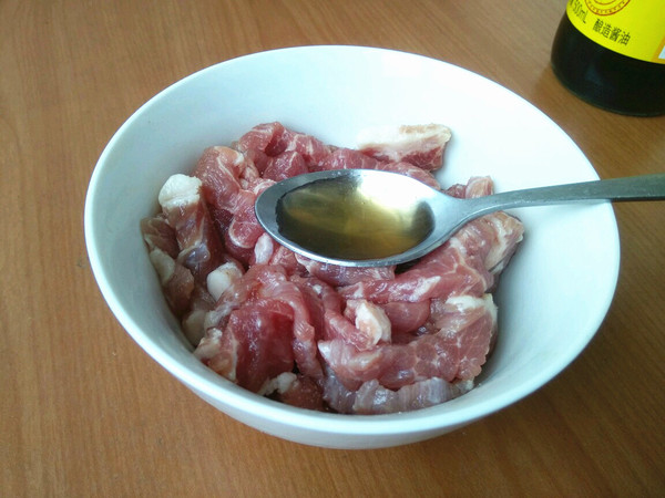 辣椒炒肉片的做法-咸鮮味炒菜譜