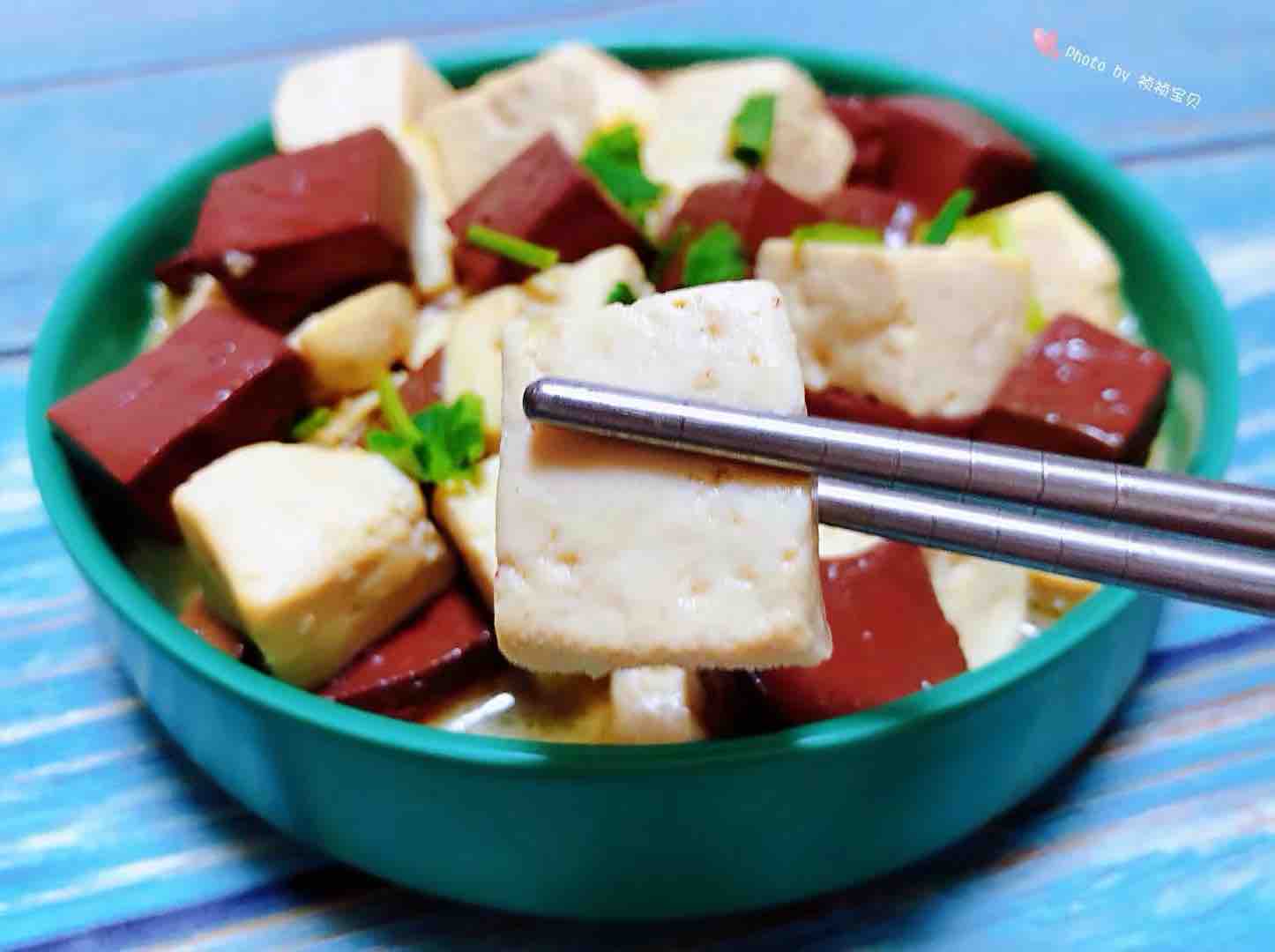 豬血燉豆腐的做法-家常味燉菜譜