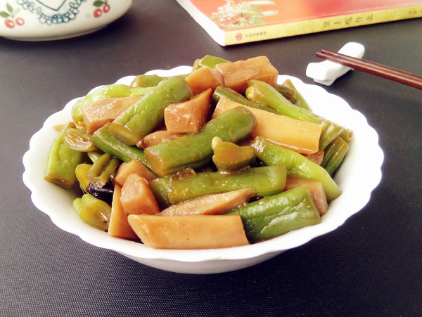 醬香豆角杏鮑菇的做法-家常味燒菜譜-易網健康養生網 醬香豆角杏鮑菇的做法-家常味燒菜譜