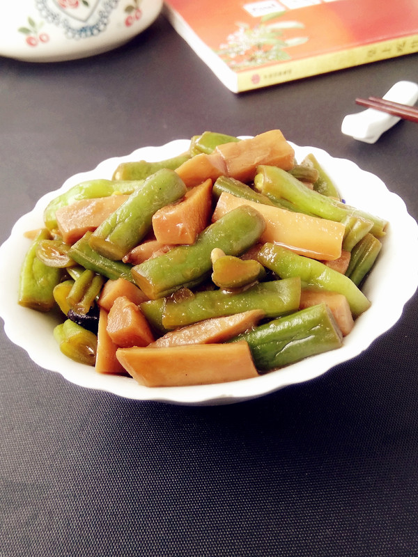 醬香豆角杏鮑菇的做法-家常味燒菜譜-易網健康養生網 醬香豆角杏鮑菇的做法-家常味燒菜譜