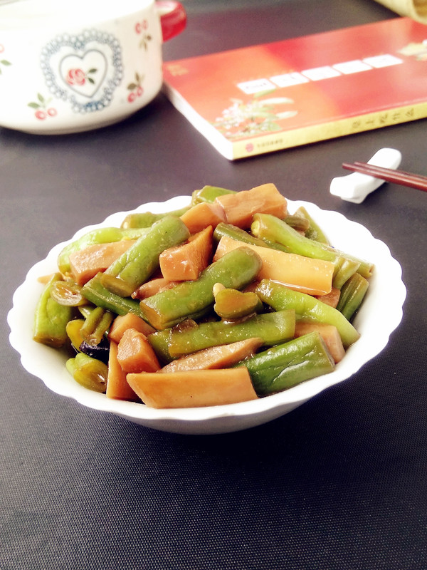 醬香豆角杏鮑菇的做法-家常味燒菜譜-易網健康養生網 醬香豆角杏鮑菇的做法-家常味燒菜譜