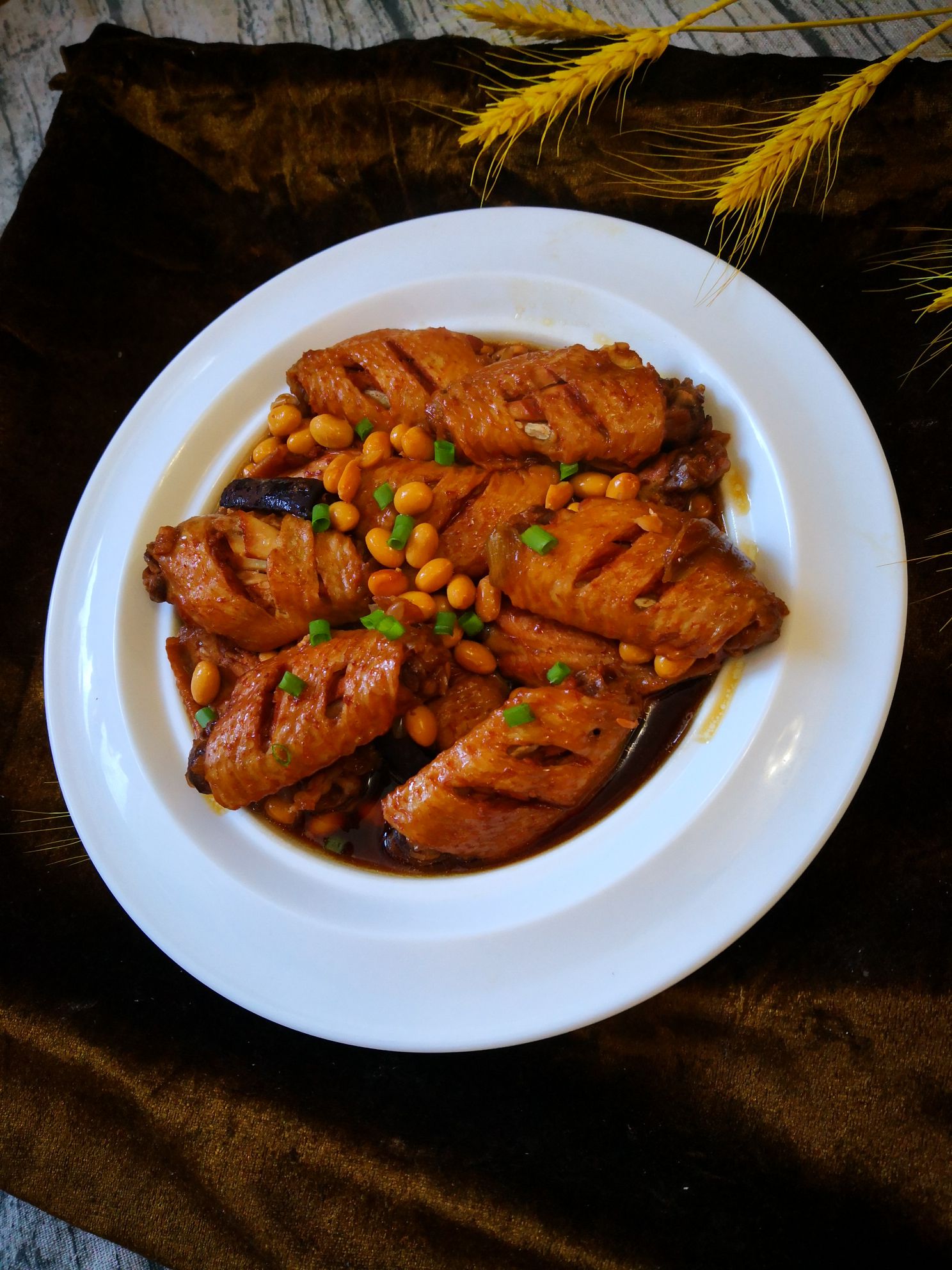 雞翅燜豆的做法-家常味炒菜譜-易網健康養生網 雞翅燜豆的做法-家常味炒菜譜