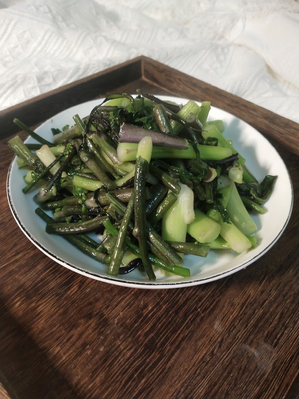 清炒紅菜苔的做法-家常味炒菜譜-易網健康養生網 清炒紅菜苔的做法-家常味炒菜譜