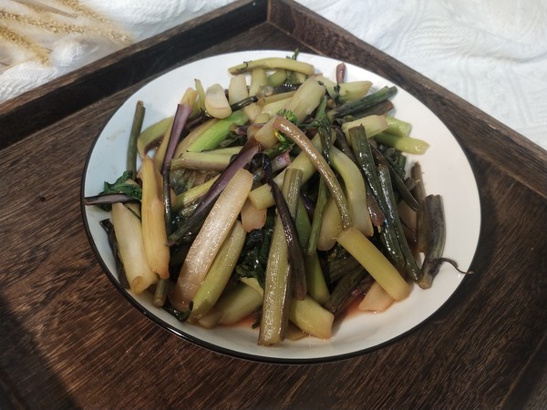 酸辣菜苔的做法-酸辣味炒菜譜-易網健康養生網 酸辣菜苔的做法-酸辣味炒菜譜