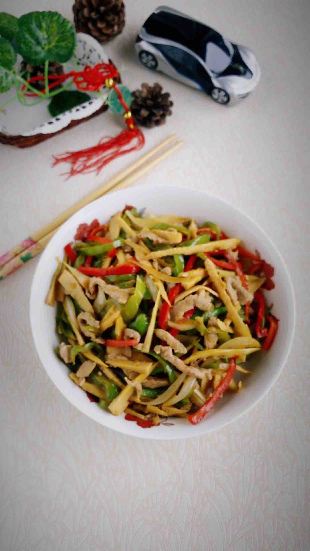 野酸筍肉絲的做法-酸辣味炒菜譜-易網健康養生網 野酸筍肉絲的做法-酸辣味炒菜譜