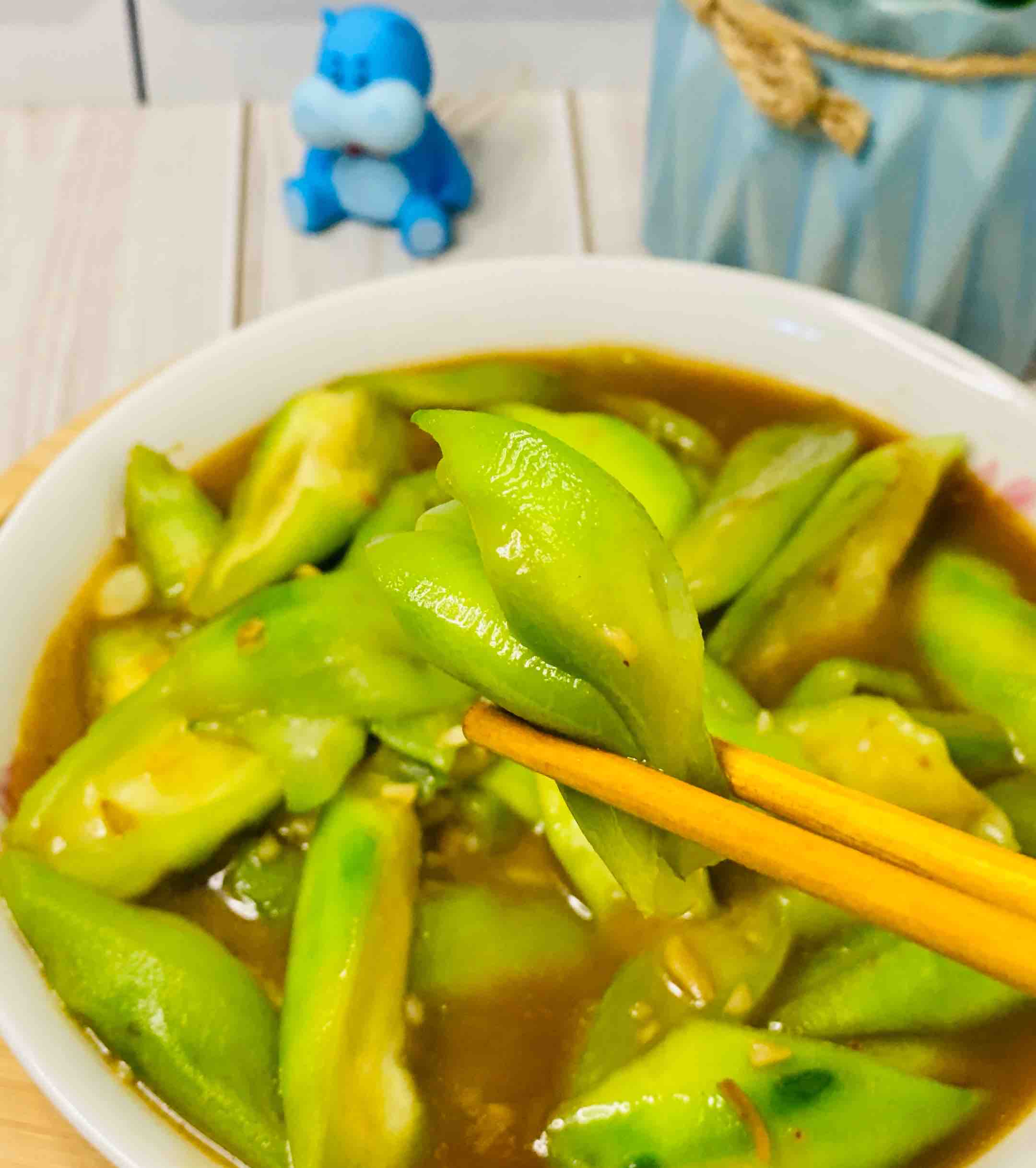 絲瓜這樣炒,比山珍海味還美味,10條不夠吃??便宜超好吃的做法-咸鮮味炒菜譜-易網(wǎng)健康養(yǎng)生網(wǎng) 絲瓜這樣炒,比山珍海味還美味,10條不夠吃??便宜超好吃的做法-咸鮮味炒菜譜