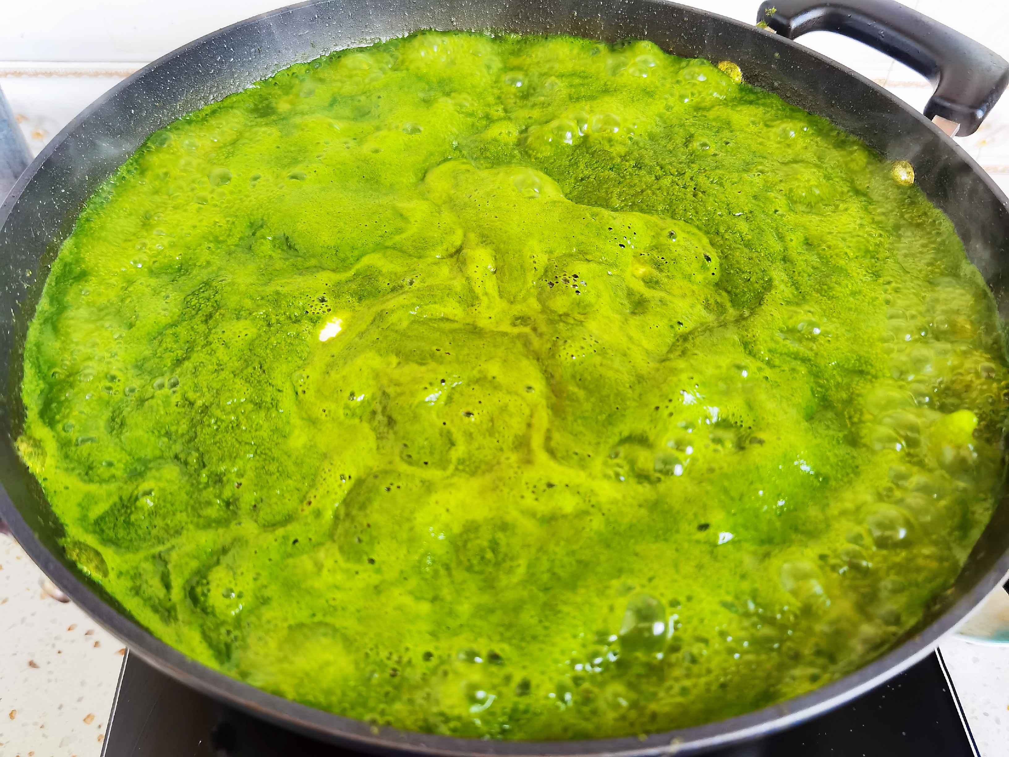 東北內蒙特色家常美食-蕓豆柳蒿芽,春天囤地野菜秋冬來解饞的做法-苦香味煮菜譜-易網健康養生網 東北內蒙特色家常美食-蕓豆柳蒿芽,春天囤地野菜秋冬來解饞的做法-苦香味煮菜譜