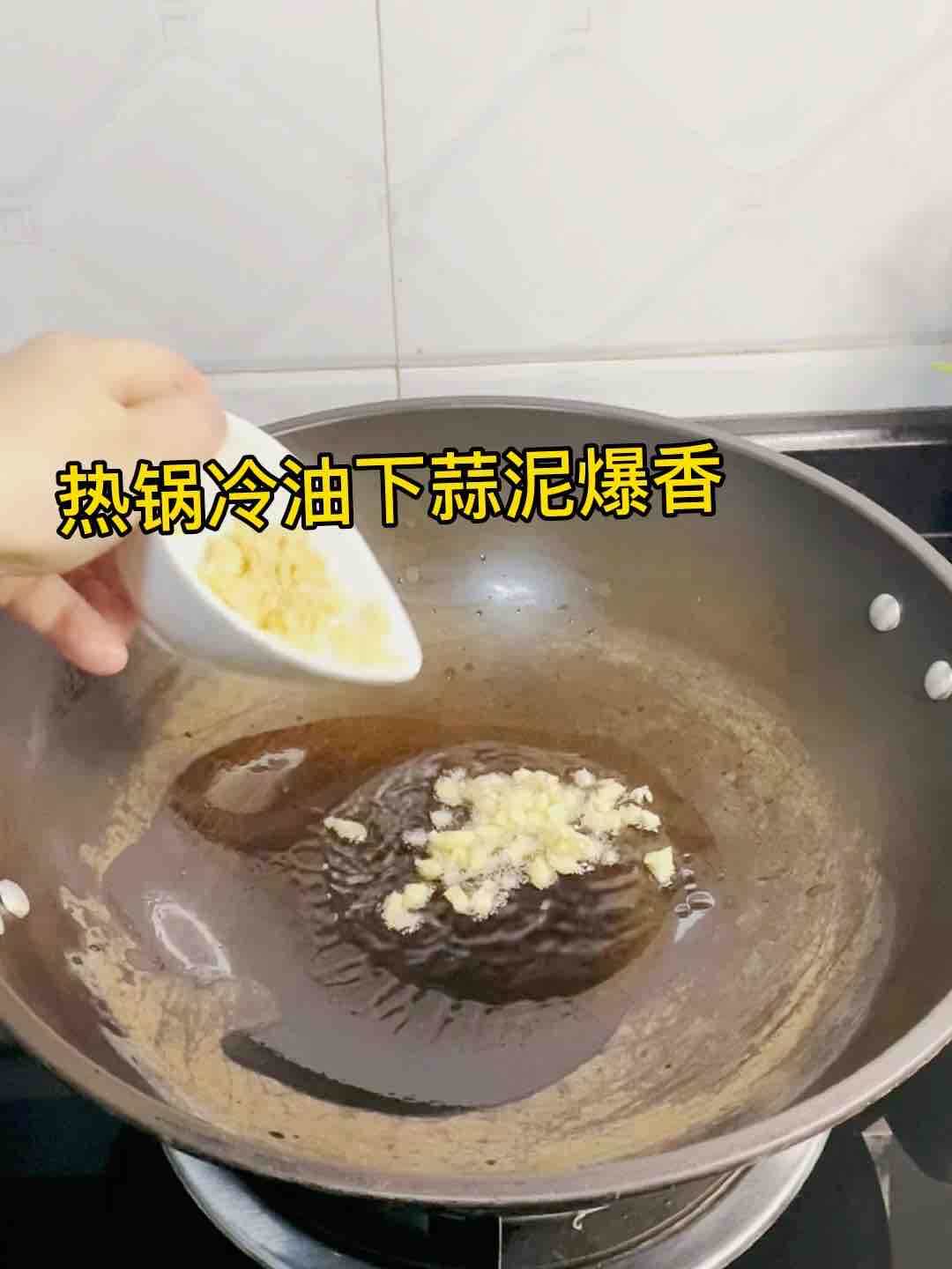 爆香紅燒牛肉燜土豆，這樣煮??一鍋都不夠的做法-家常味醬菜譜