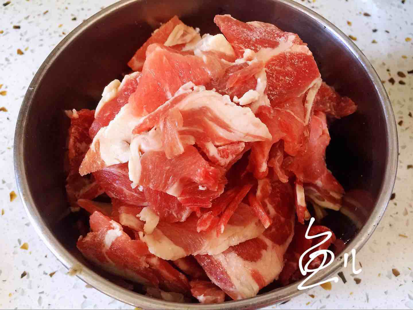 教你杏鮑菇新吃法，上桌就被搶光了！的做法-家常味炒菜譜