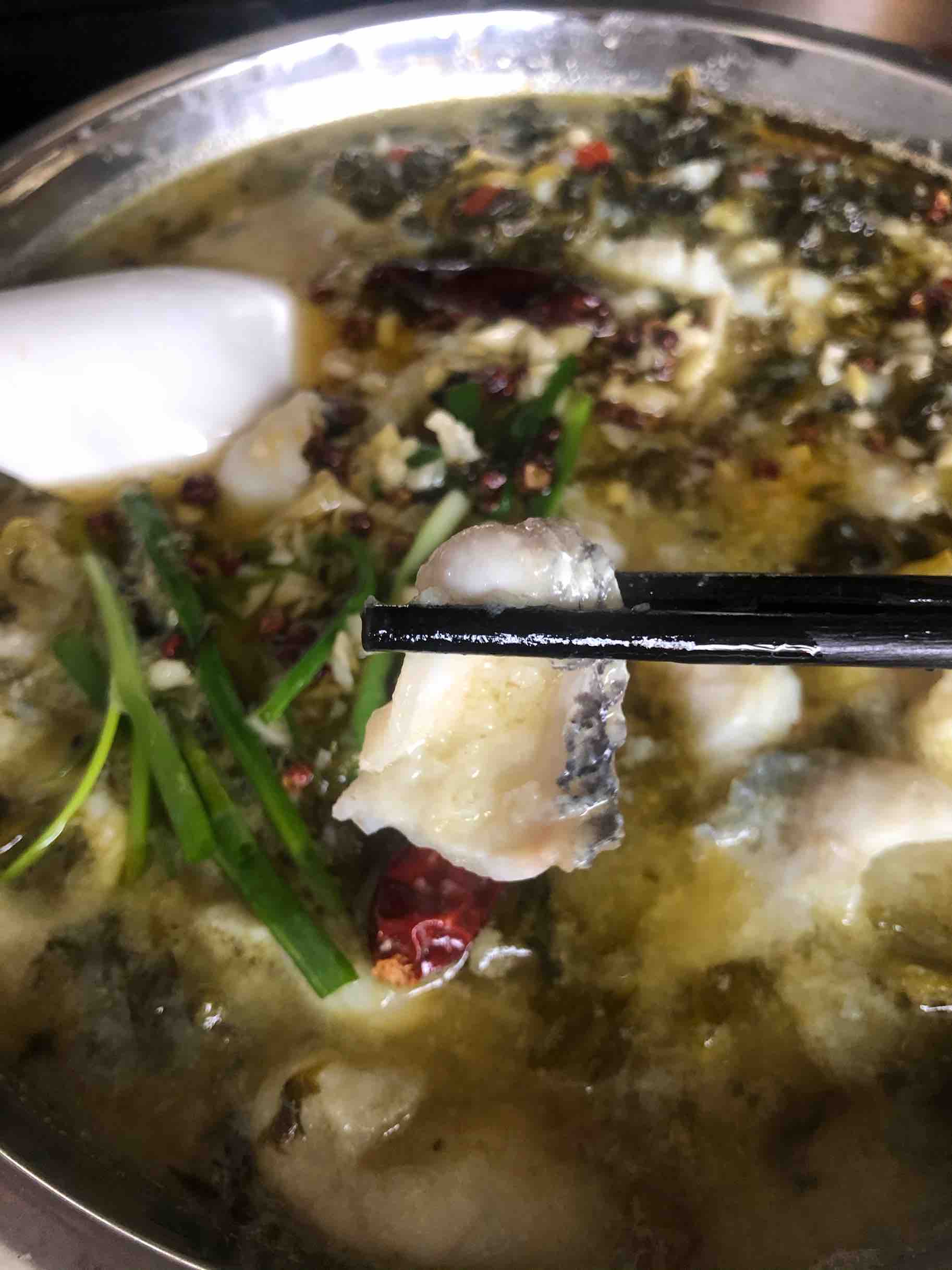 酸菜魚片的做法-酸辣味煮菜譜-易網(wǎng)健康養(yǎng)生網(wǎng) 酸菜魚片的做法-酸辣味煮菜譜