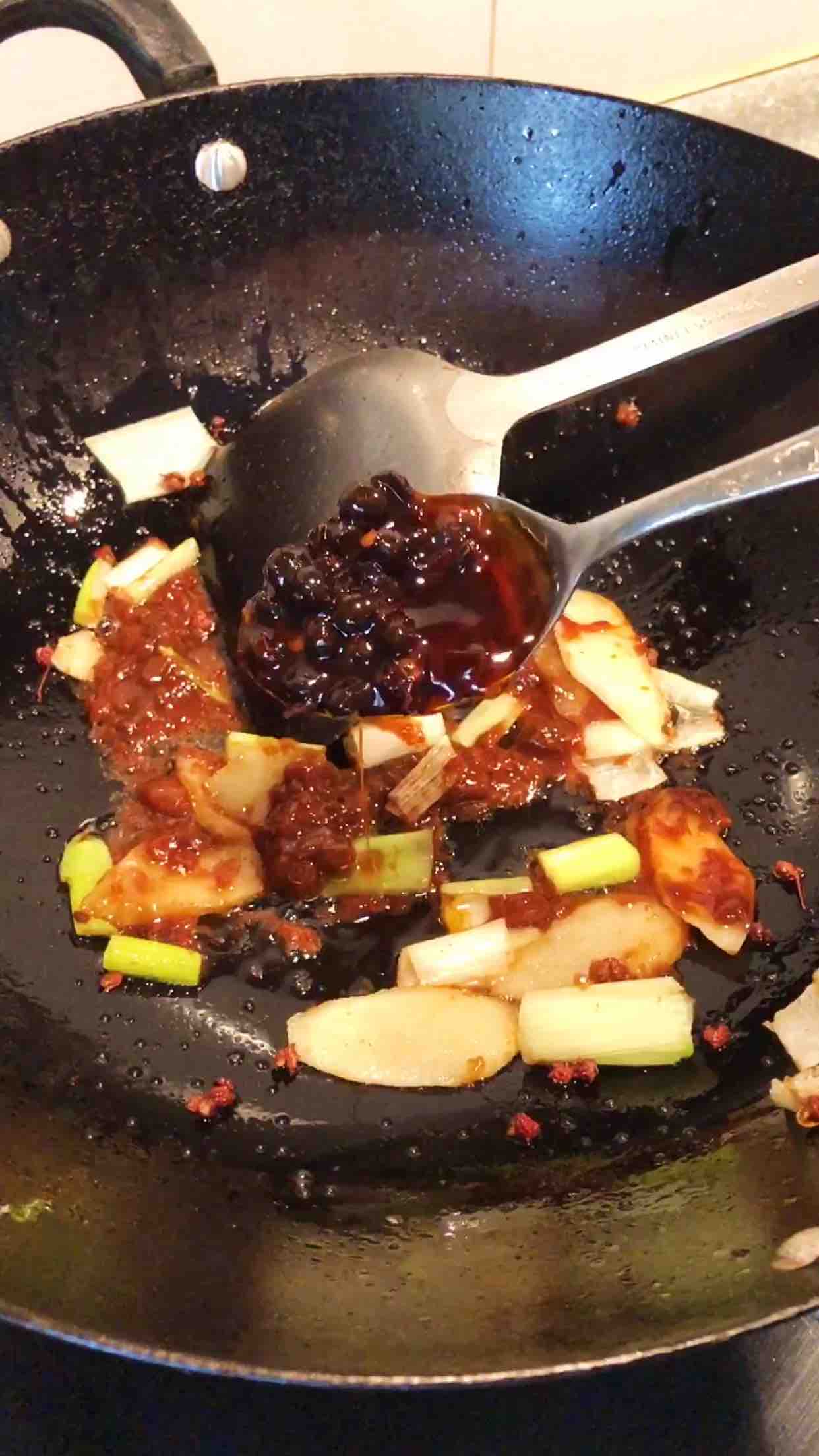 海魚燉豆腐的做法-咸鮮味燉菜譜