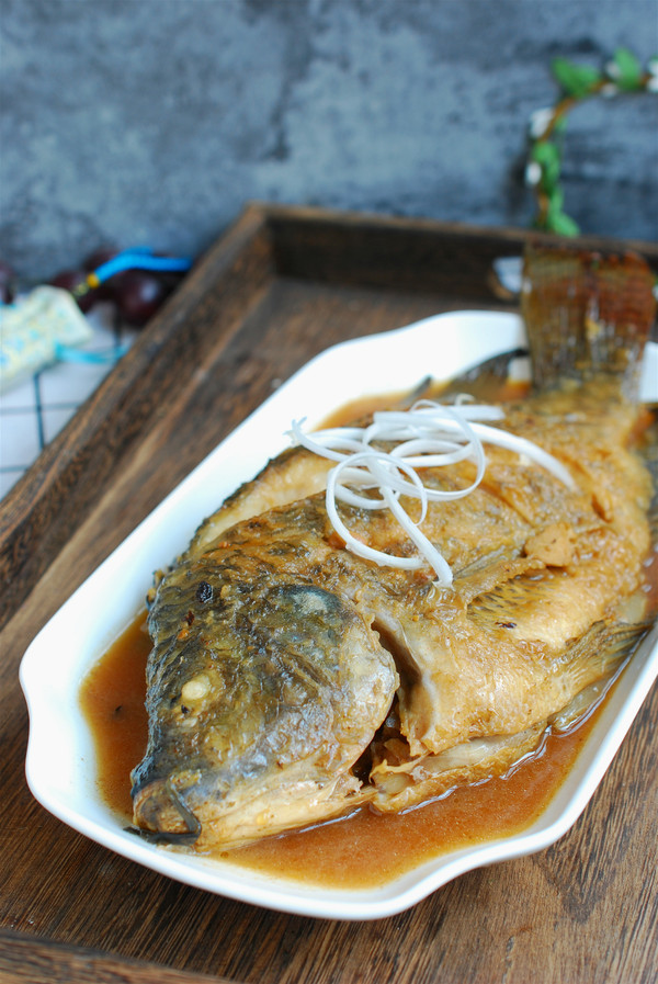 醬燜羅非魚的做法-醬香味燜菜譜-易網健康養生網 醬燜羅非魚的做法-醬香味燜菜譜