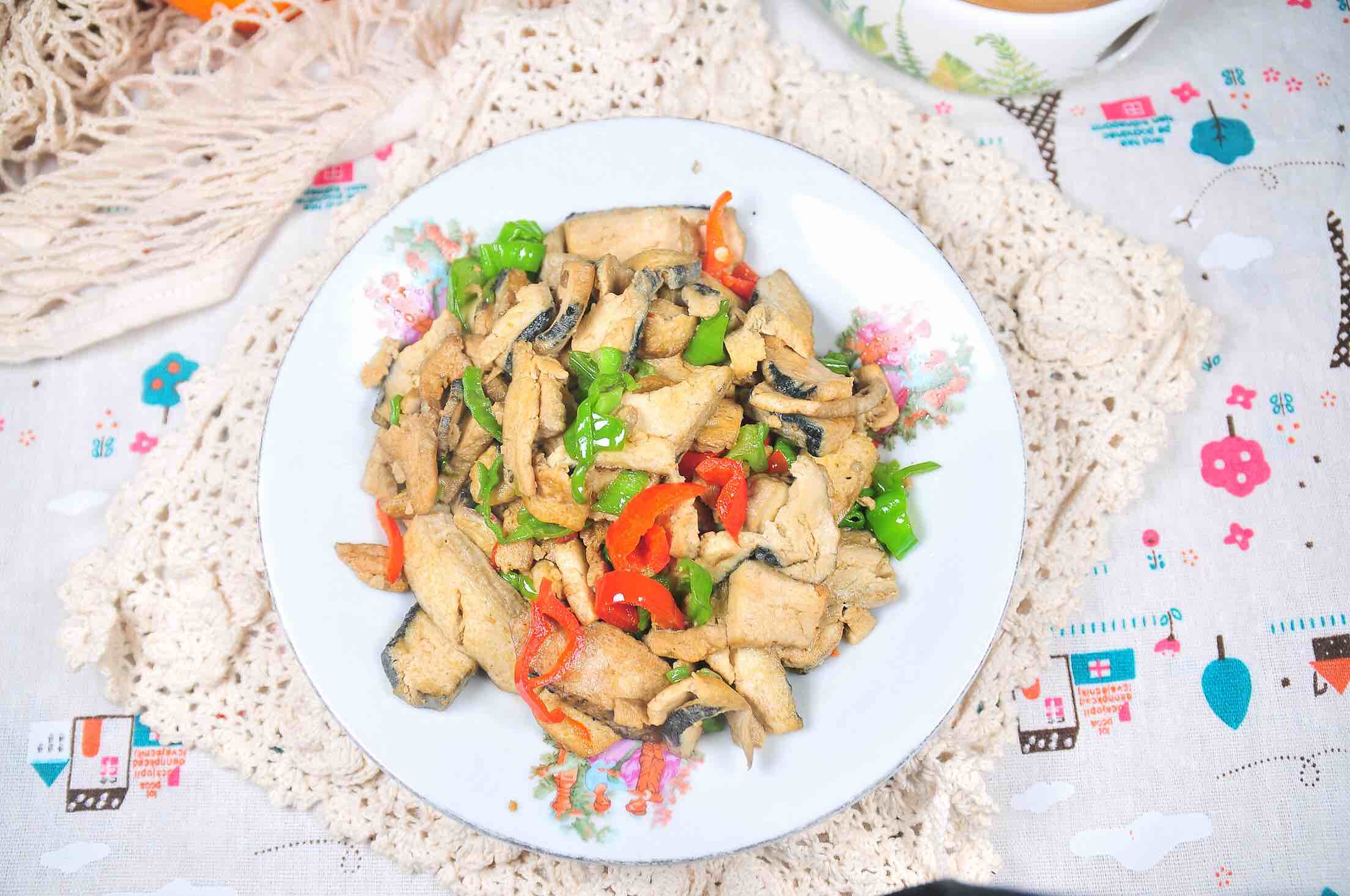 雙椒臭豆腐的做法-家常味炒菜譜-易網健康養生網 雙椒臭豆腐的做法-家常味炒菜譜