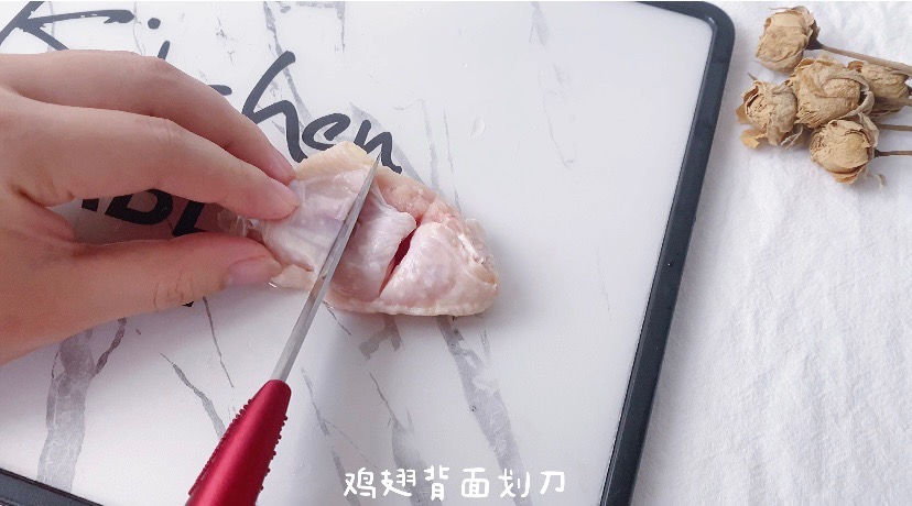 雞翅這么做，清香到舔手指了的做法-其它口味烤菜譜