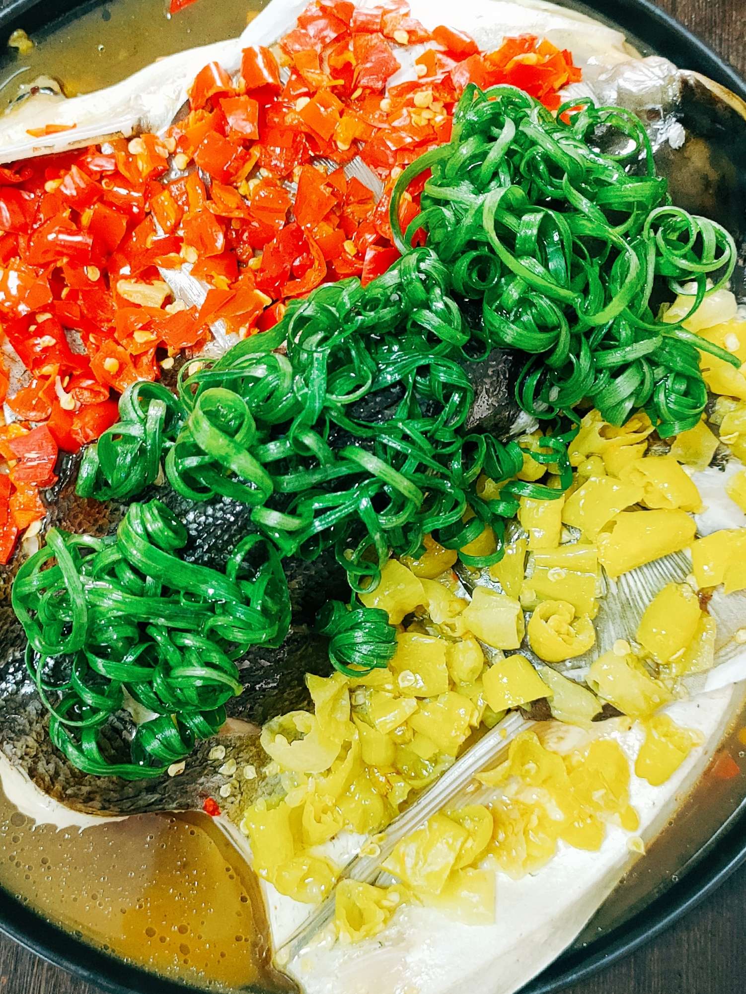 雙椒魚頭的做法-其它口味蒸菜譜-易網健康養生網 雙椒魚頭的做法-其它口味蒸菜譜