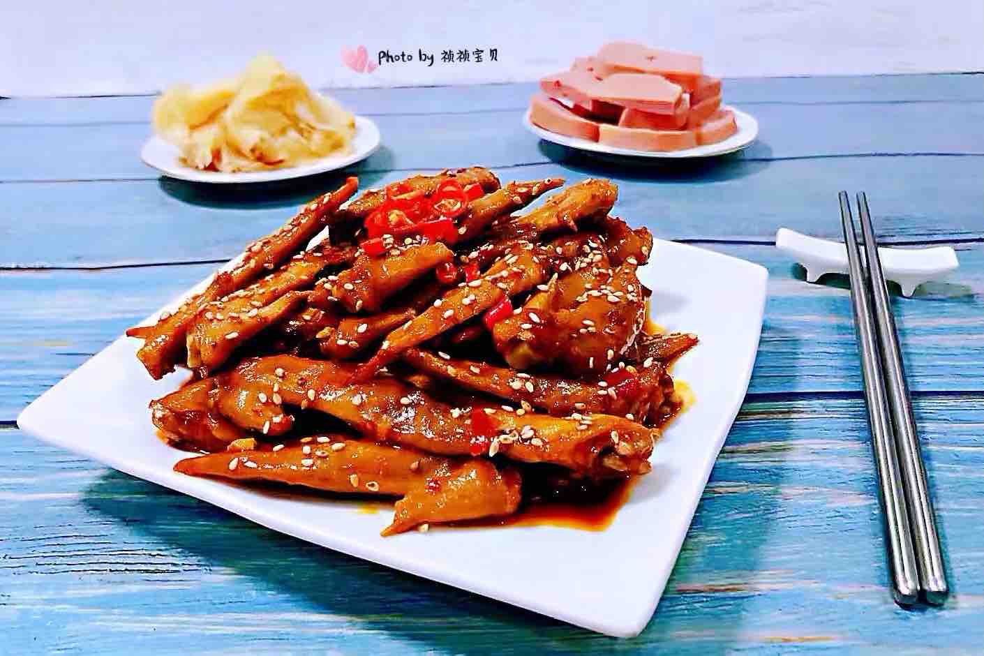 香辣雞翅尖的做法-香辣味燉菜譜-易網(wǎng)健康養(yǎng)生網(wǎng) 香辣雞翅尖的做法-香辣味燉菜譜