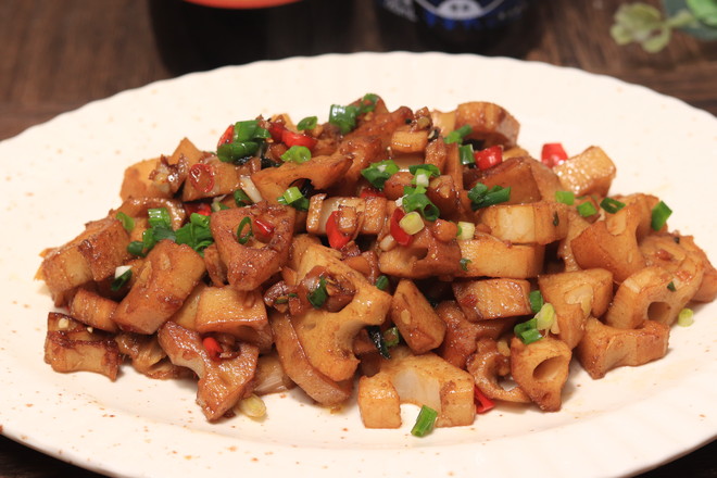 麻辣鮮香,超下飯孜然藕丁!的做法-家常味炒菜譜-易網(wǎng)健康養(yǎng)生網(wǎng) 麻辣鮮香,超下飯孜然藕丁!的做法-家常味炒菜譜