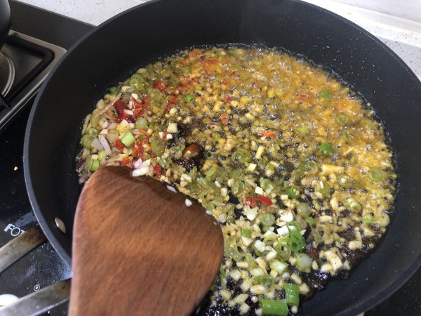 黯然銷魂炒涼粉【附豌豆涼粉制作方法】的做法-香辣味炒菜譜-易網(wǎng)健康養(yǎng)生網(wǎng) 黯然銷魂炒涼粉【附豌豆涼粉制作方法】的做法-香辣味炒菜譜
