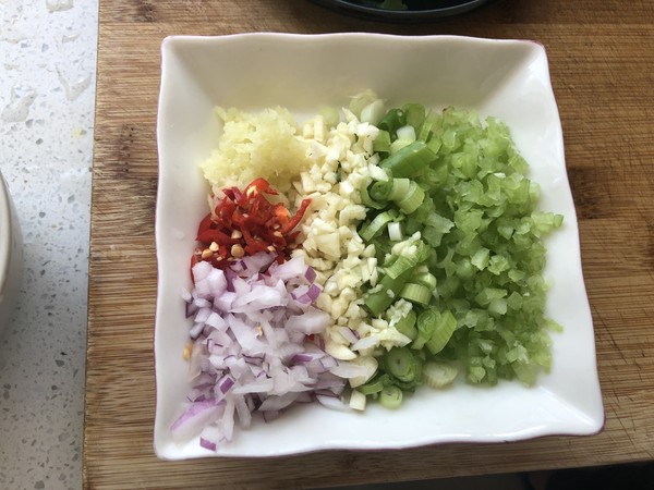 黯然銷魂炒涼粉【附豌豆涼粉制作方法】的做法-香辣味炒菜譜-易網(wǎng)健康養(yǎng)生網(wǎng) 黯然銷魂炒涼粉【附豌豆涼粉制作方法】的做法-香辣味炒菜譜