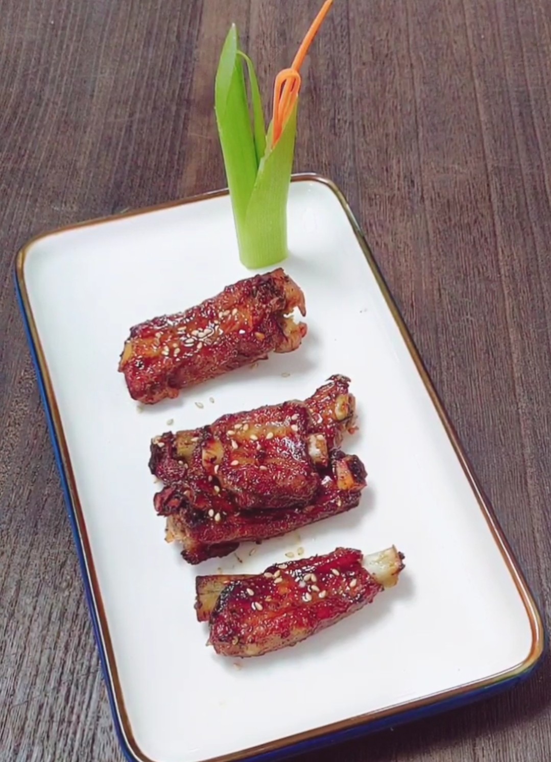 椒鹽烤排骨的做法-咸鮮味烤菜譜-易網(wǎng)健康養(yǎng)生網(wǎng) 椒鹽烤排骨的做法-咸鮮味烤菜譜
