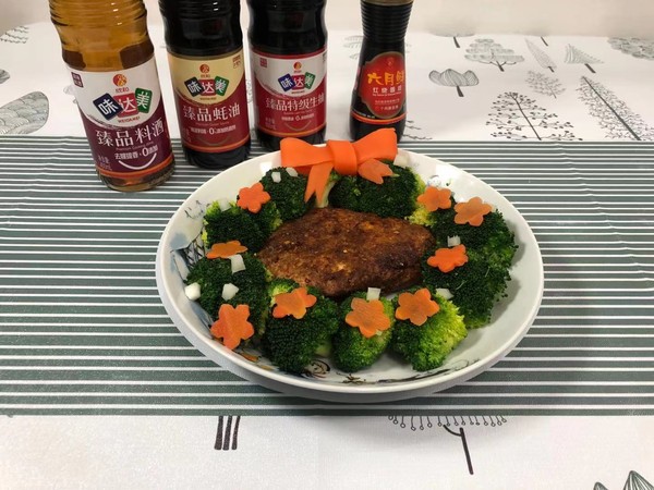 圣誕花環雞扒的做法-香辣味煎菜譜-易網健康養生網 圣誕花環雞扒的做法-香辣味煎菜譜