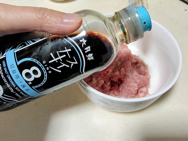 蝦仁玉米豬肉蒸餃的做法-咸鮮味蒸菜譜-易網(wǎng)健康養(yǎng)生網(wǎng) 蝦仁玉米豬肉蒸餃的做法-咸鮮味蒸菜譜