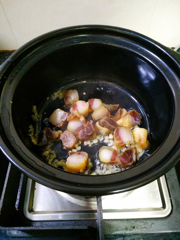 家鄉的美食~~臘肉大暑煲的做法-家常味煲菜譜