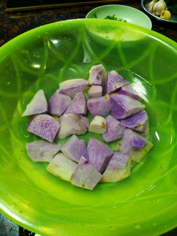 家鄉的美食~~臘肉大暑煲的做法-家常味煲菜譜